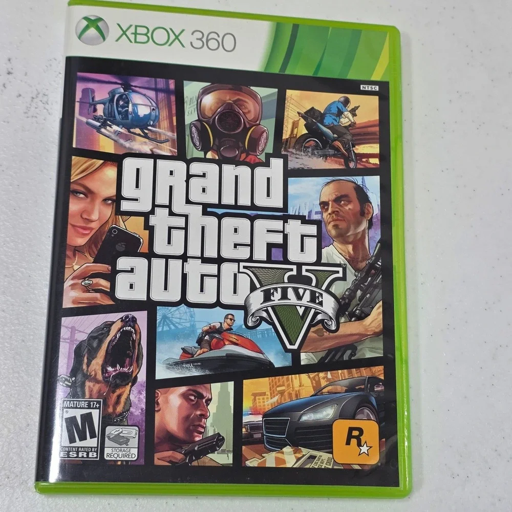 Grand Theft Auto V GTA 5 Microsoft Xbox 360 2 Disc Set 2013 NTSC Rockstar Games